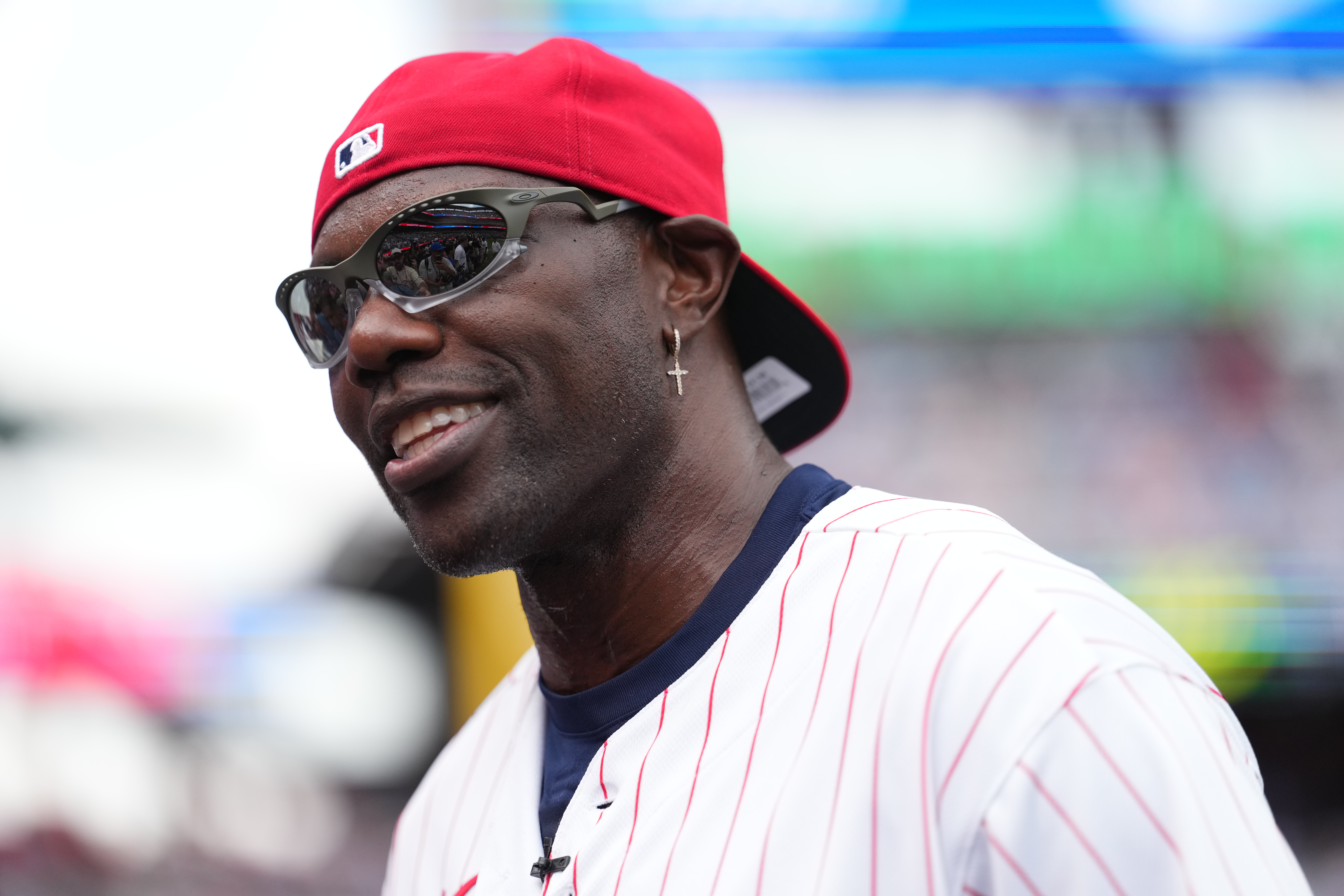 Trailer for Terrell Owens documentary revisits receiver's driveway workout during Eagles holdout — New Hope Community news